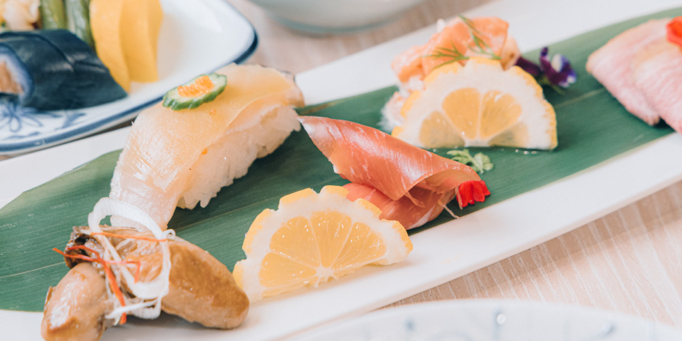 料理長特別会席（伊勢海老＋鮑＋松阪牛）