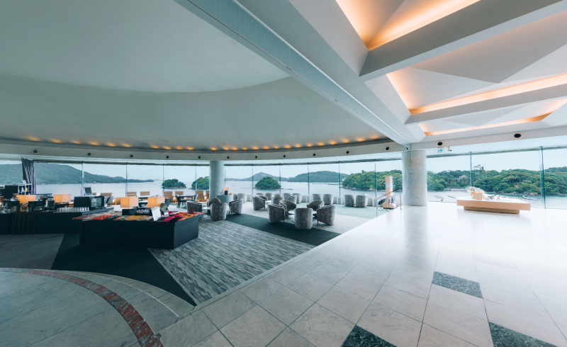 ホテルチェックイン